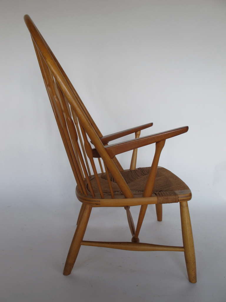 Mid-20th Century Hans Wegner Peacock Chair