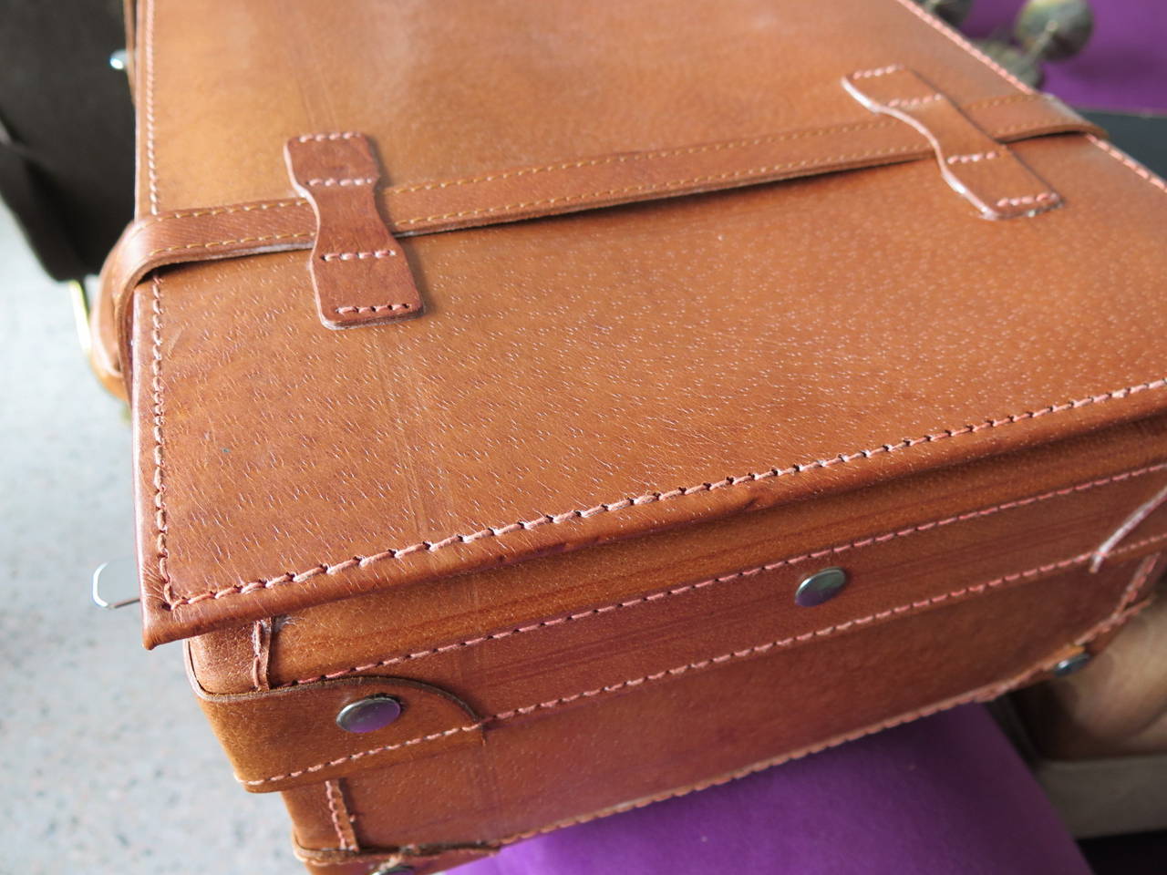 Set of Four Vintage Unused Leather Suitcases 4