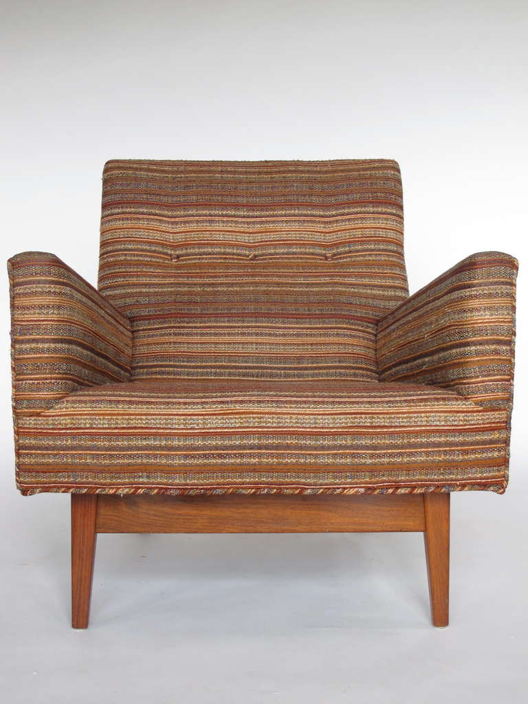 A Pair of Jens Risom Upholstered Arm Chairs 3