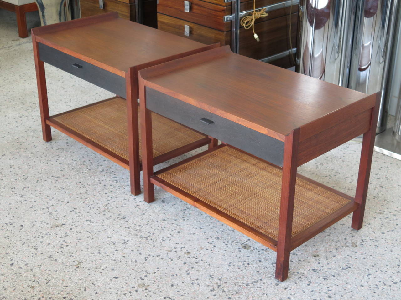 Pair of Classic Nightstands in Walnut
