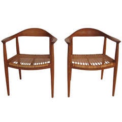 A Pair of Classic "The Chair" by Hans Wegner in Oak