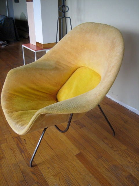 A classic womb chair, needing reupholstery by E.Saarinen for Knoll-early production, 1950's.