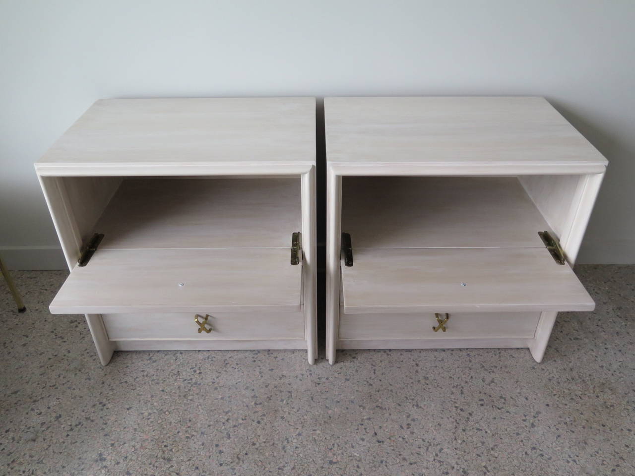 Pair of Paul Frankl Nightstands with Polished Brass Handles In Good Condition In St.Petersburg, FL