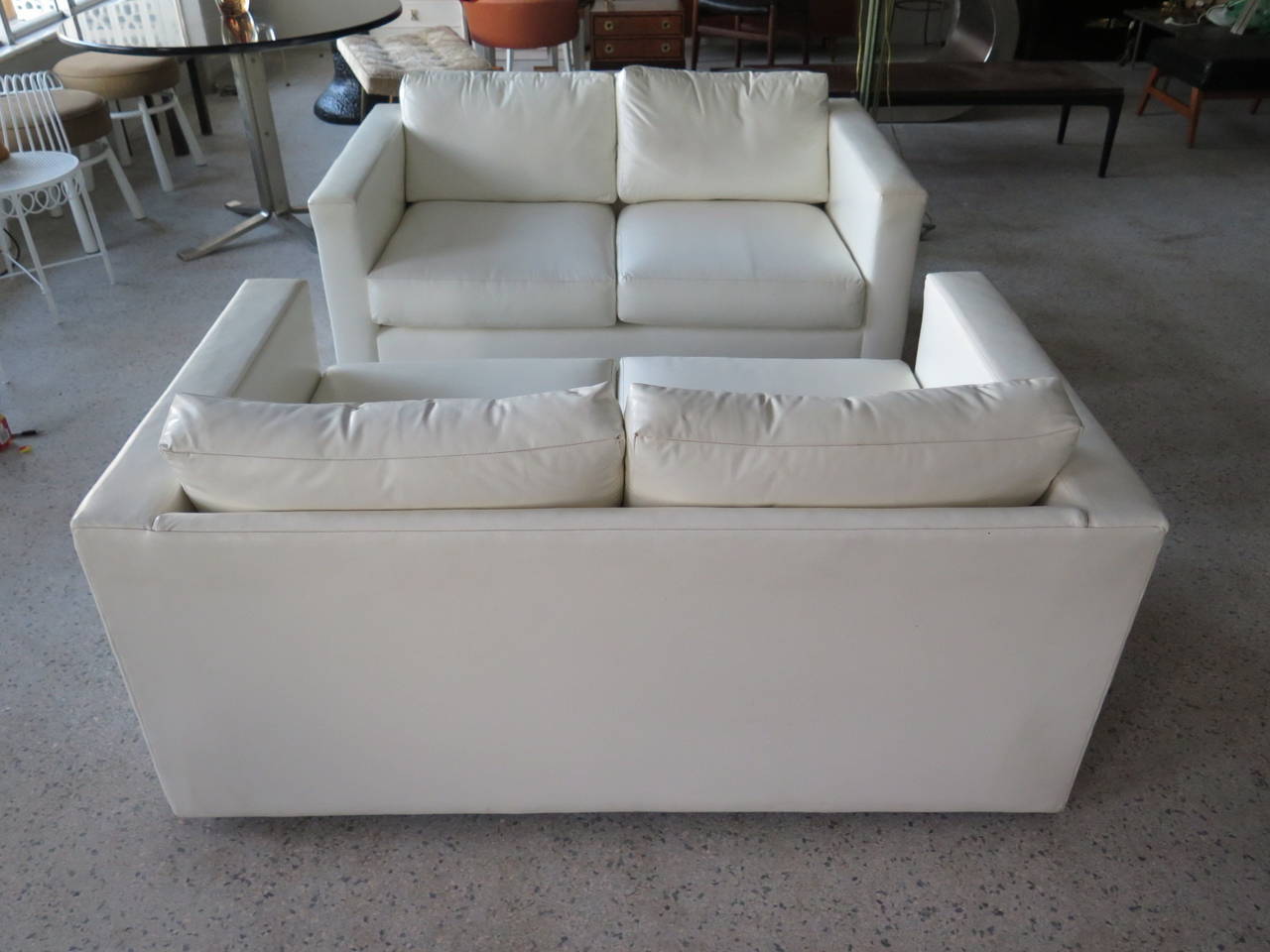 American Pair of Classic Minimalist Milo Baughman Settees