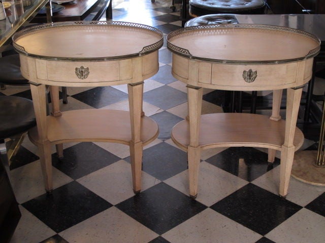 A Pair of  Oval Nightstands by Grosfeld House 3