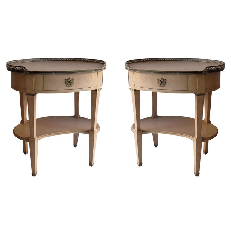 A Pair of Oval Nightstands by Grosfeld House at 1stdibs