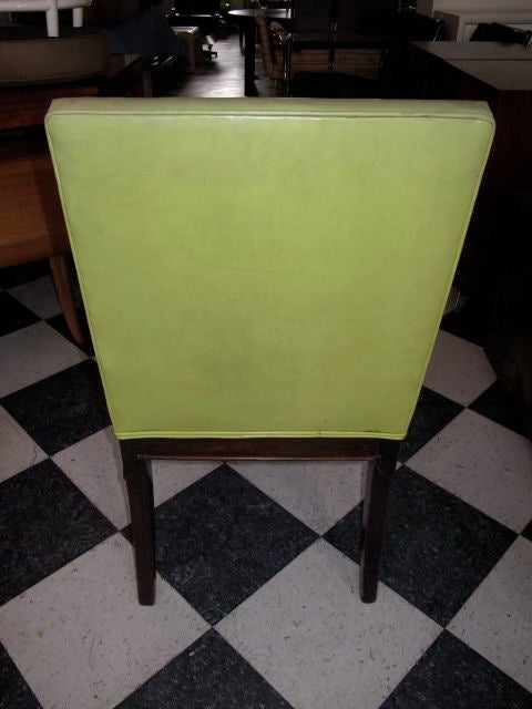 Un set di quattro eleganti sedie da pranzo di Grosfeld House In condizioni buone in vendita a St.Petersburg, FL
