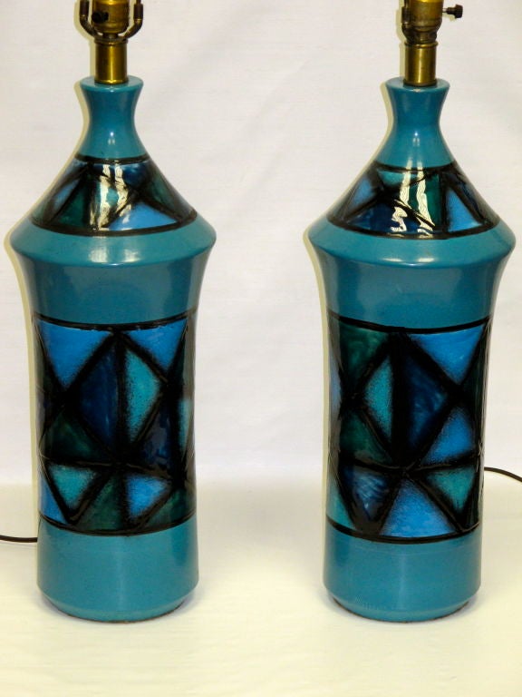 A pair of stylish table lamps from Italy. Green-blue glaze, impressive large scale (20