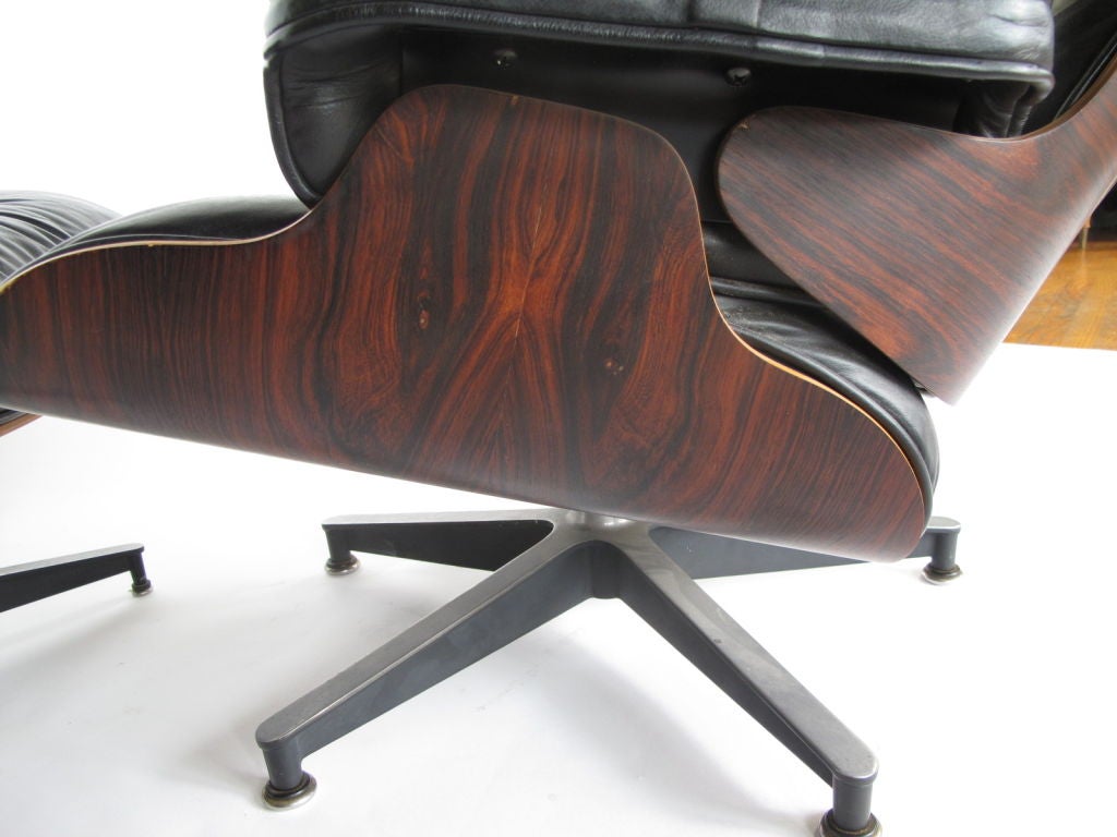 Late 20th Century An Eames 670 Lounge Chair And Ottoman Herman Miller 1977