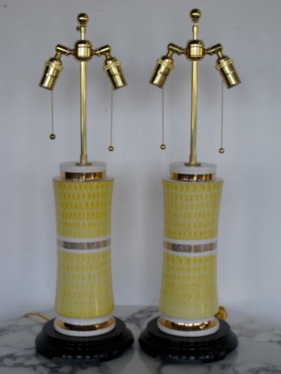 Pair of Elegant Ceramic Lamps by Waylande Gregory For Sale 1