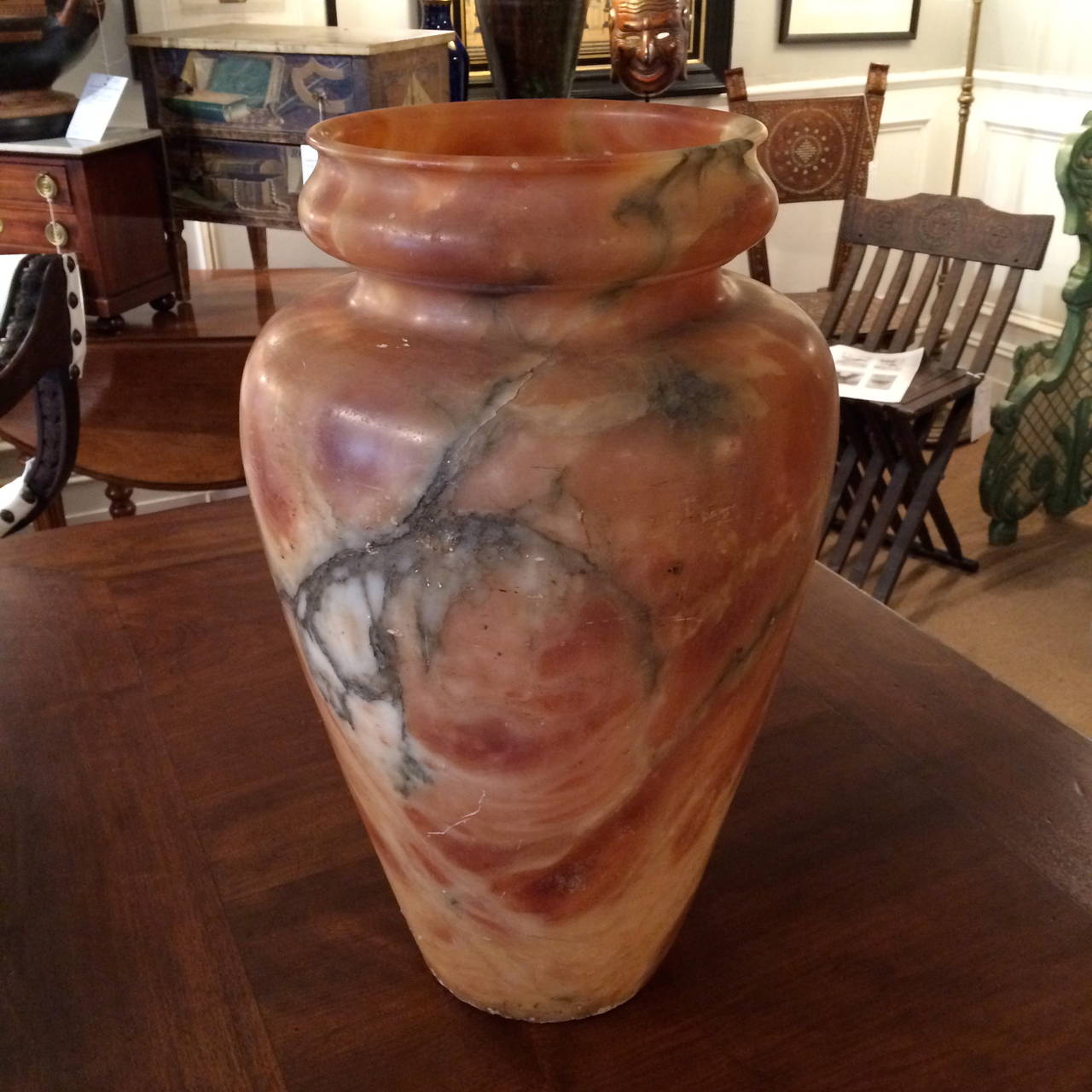 Large-Scale Alabaster Urn In Excellent Condition In Stamford, CT