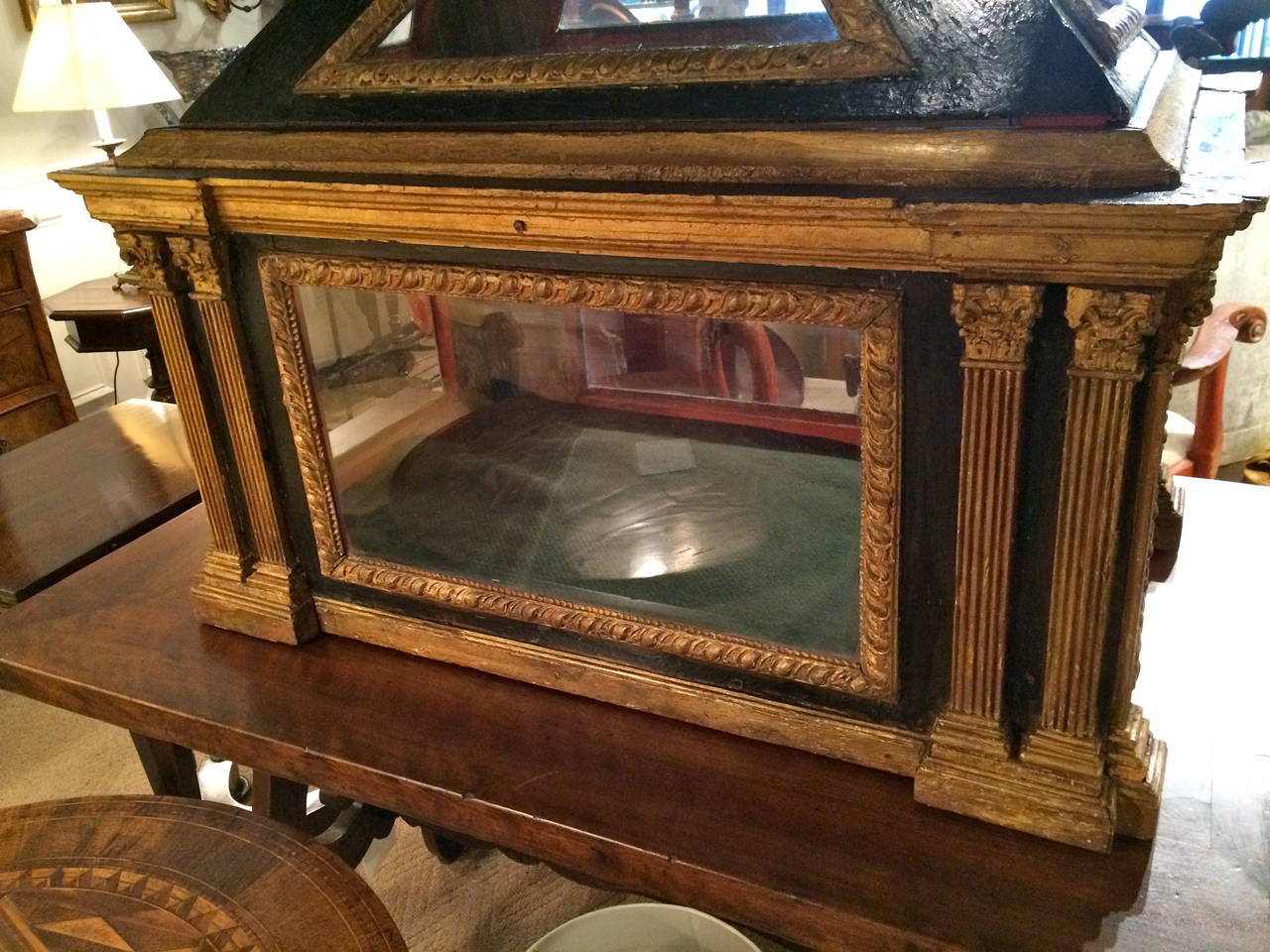 Italian Neoclassical Painted and Gilt Wood Architectural Reliquary 3