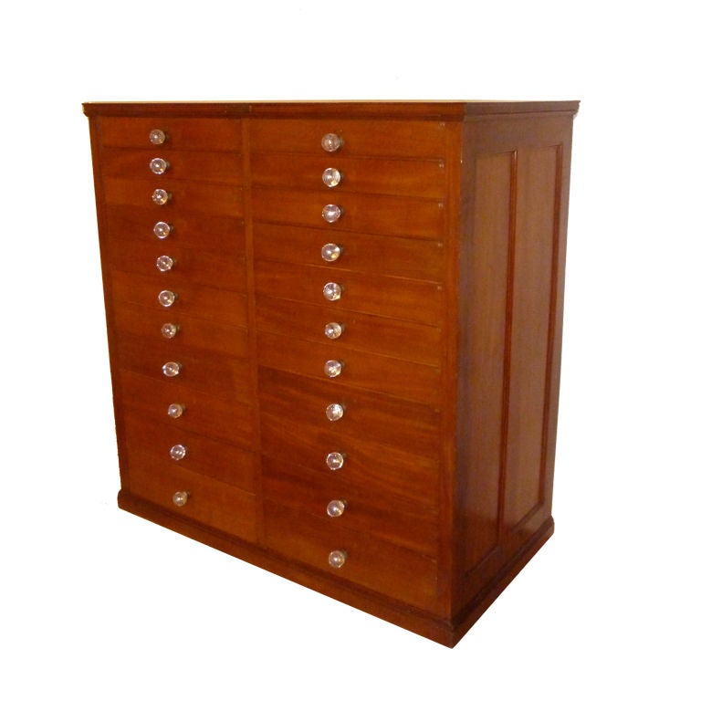 Large Scale Collectors Cabinet