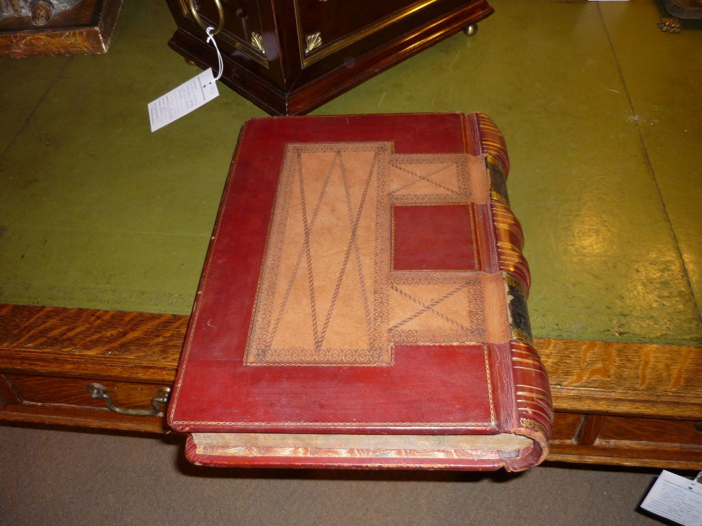 Tooled and Gilt Leather Book Form Box In Excellent Condition In Stamford, CT