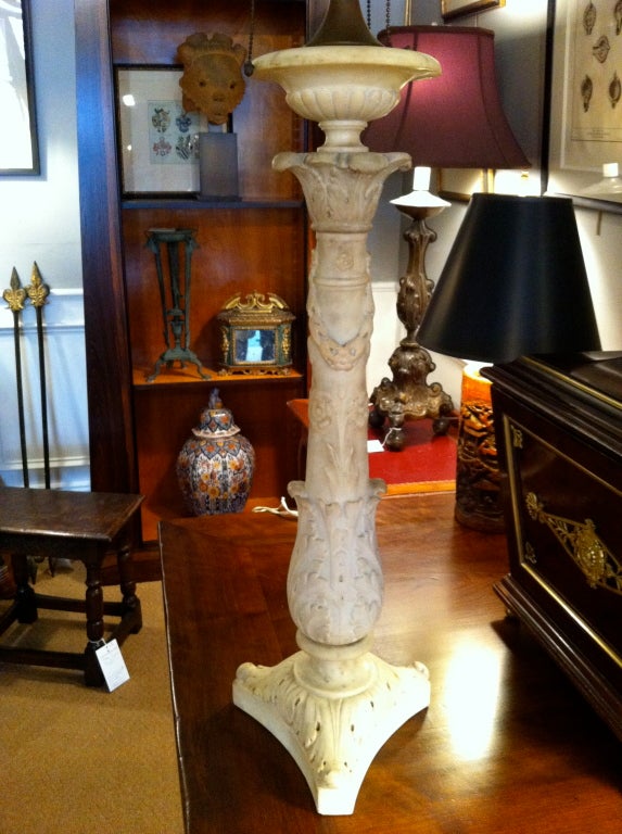 Italian Neoclassical Carrara Marble Table Lamp