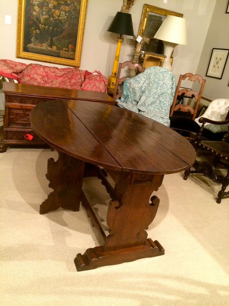 18th Century and Earlier Italian Baroque Drop Leaf Table