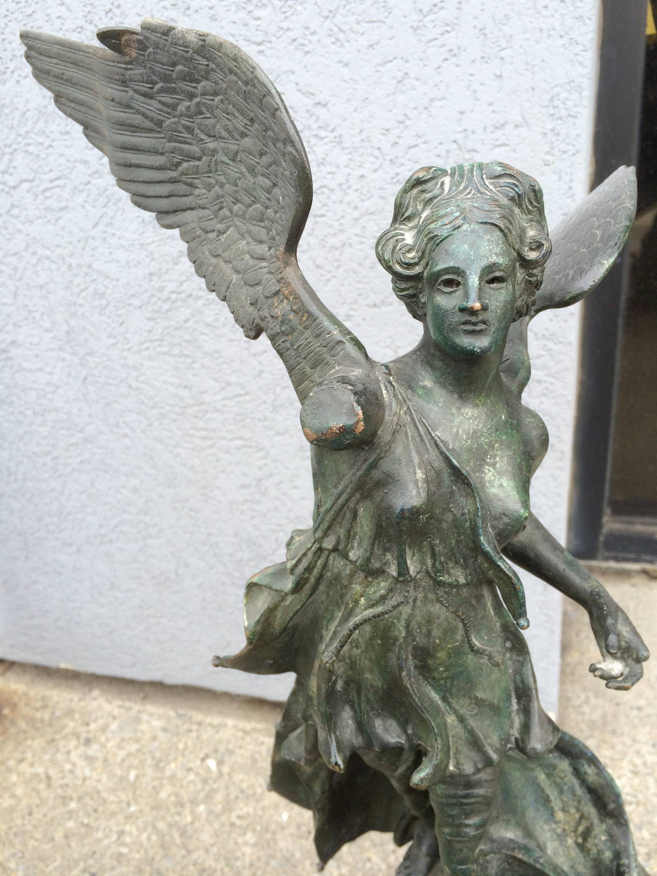 Neoclassical Grand Tour Bronze Sculpture of Winged Victory