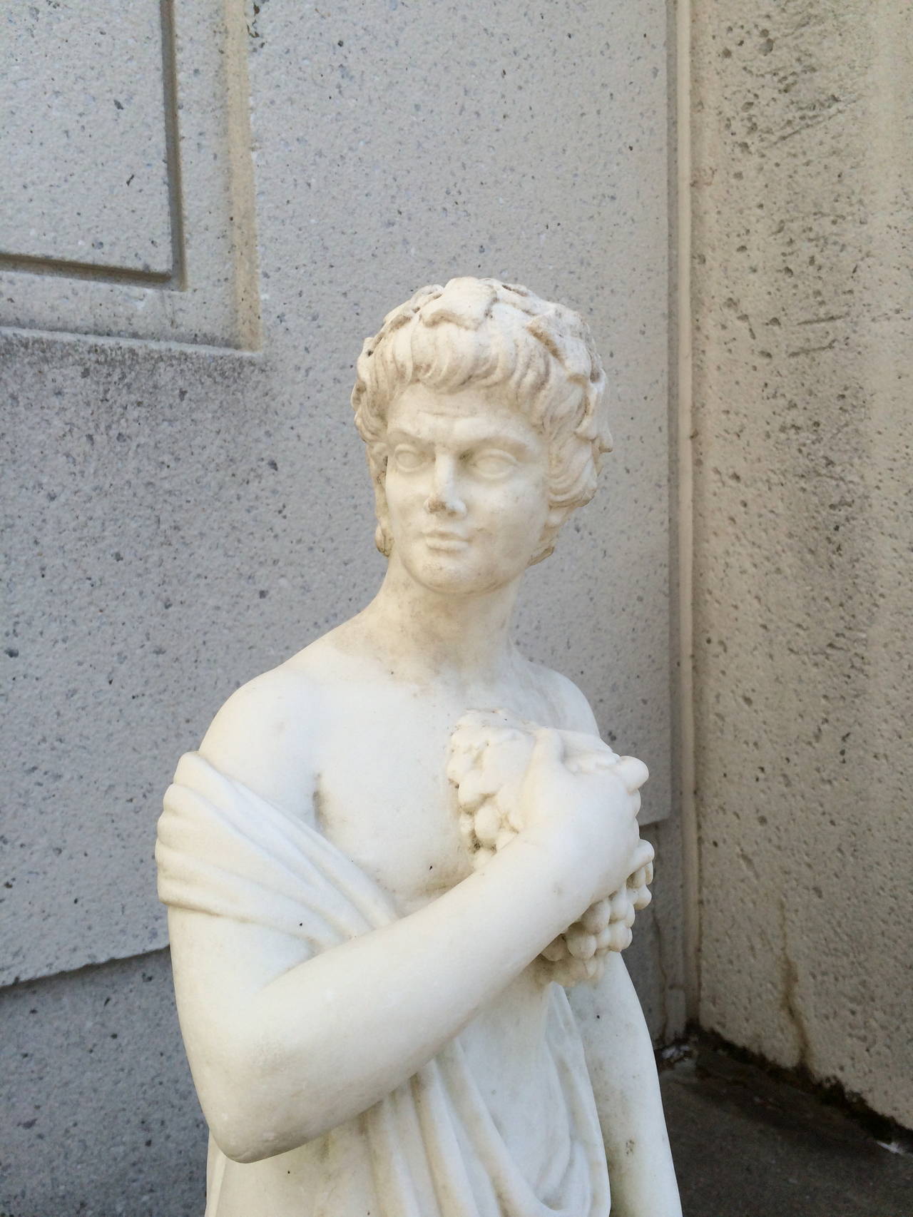 Neoclassical Marble Statue of Dionysus In Excellent Condition In Stamford, CT