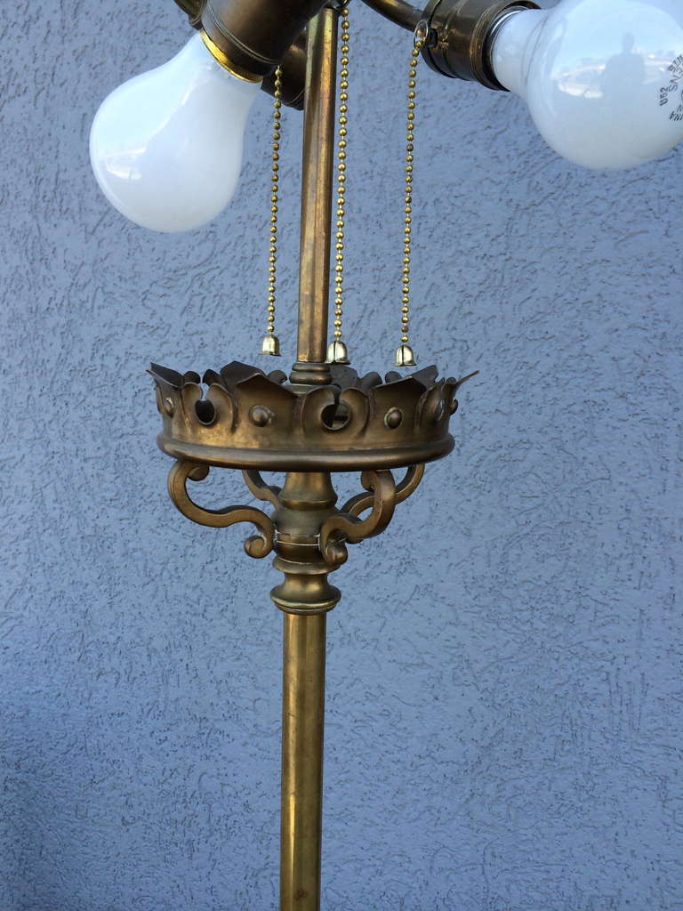 Italian Baroque Style Turned Bronze Floor Lamp For Sale 2