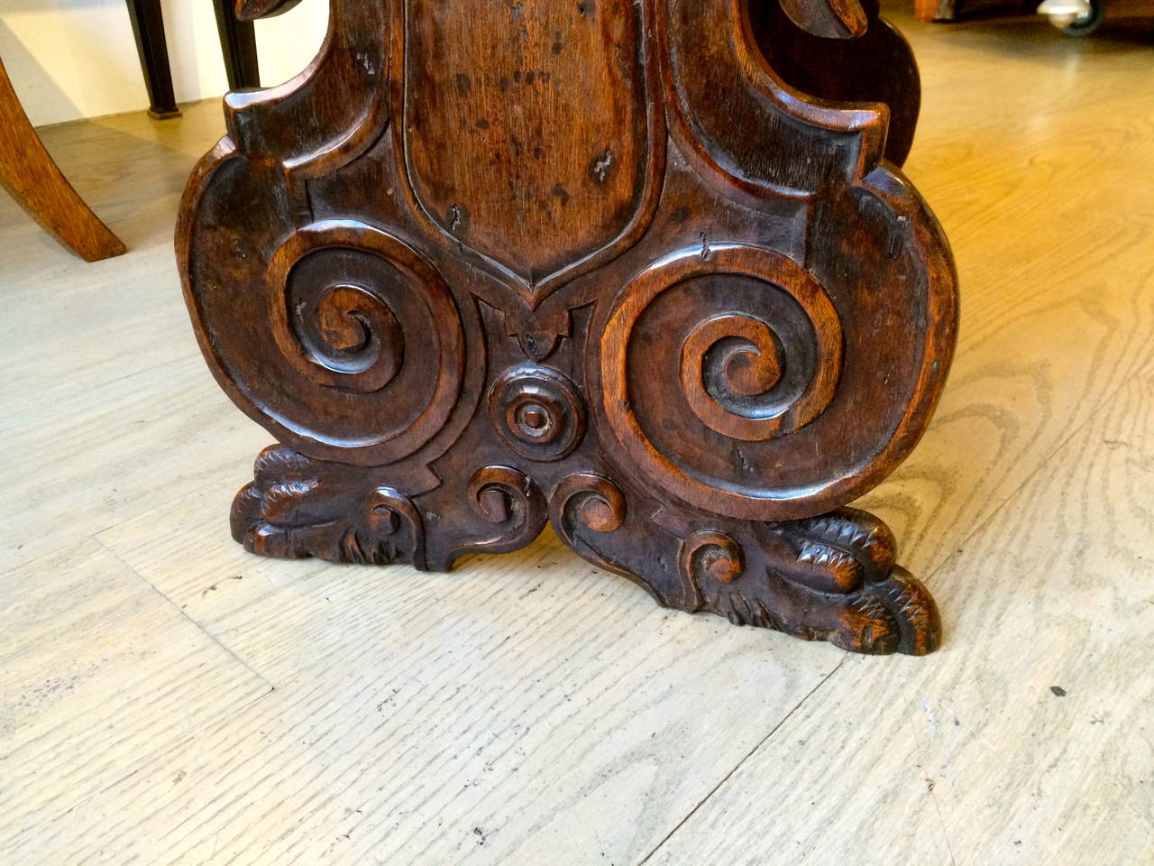 Italian Baroque Style Walnut Single Drawer Side Table 2
