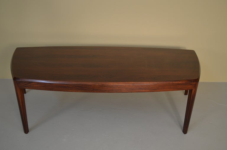 Mid-20th Century Rosewood Coffee Table with Tapered Legs