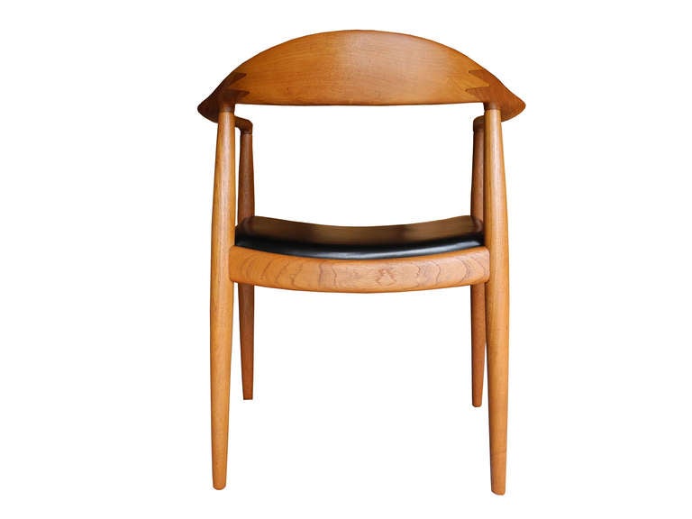 Pair of Hans Wegner Chairs for Johannes Hansen In Good Condition In Hudson, NY