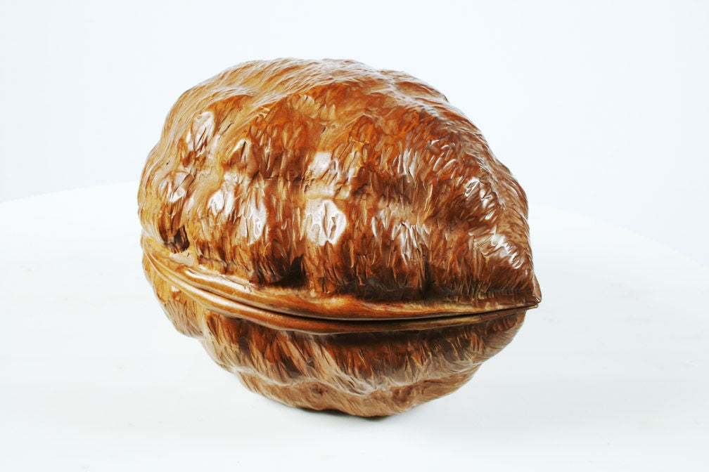 Mid-Century Modern Italian Hand-Carved ‘Walnut’ Fantasy Box by Guglielmo Pecorini For Sale