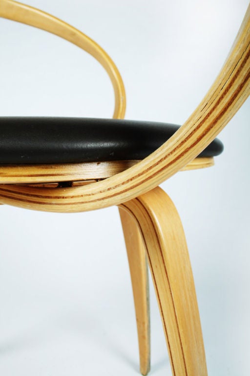 Pretzel Armchair by George Nelson and Associates 3