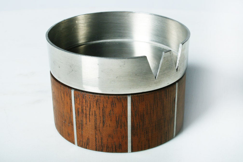 American Walnut and Pewter Ashtray by Paul Evans for Designers, Inc. In Excellent Condition For Sale In New York, NY