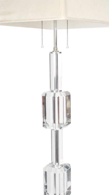 American Lucite Gem Cut Floor Lamp by Les Prismatiques In Excellent Condition For Sale In New York, NY