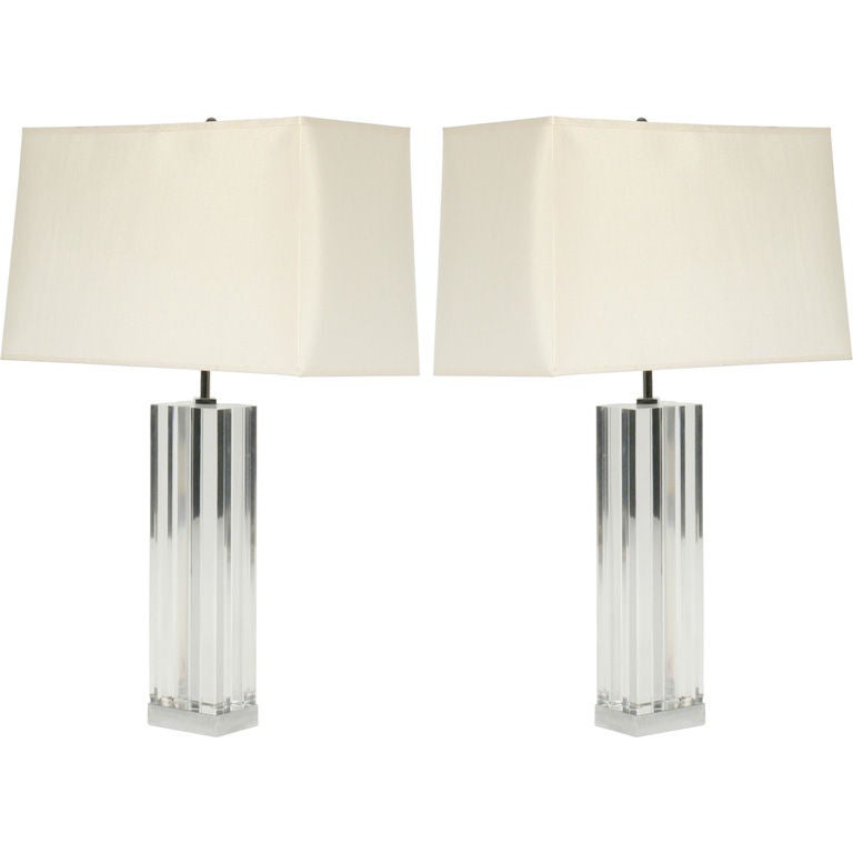 American Lucite and Chrome Quad Directional Table Lamps by Hansen, NYC For Sale
