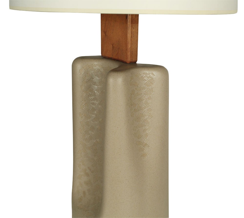 American Ceramic Table Lamp by Jane and Gordon Martz for Marshall Studios In Excellent Condition For Sale In New York, NY