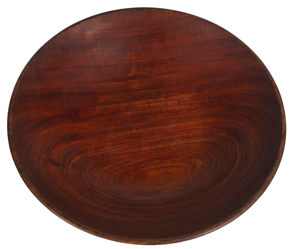 A substantial Studio Craft lathe turned fruit bowl in mahogany from Guatemala. By Bob Stocksdale. American, circa 1960.

  
