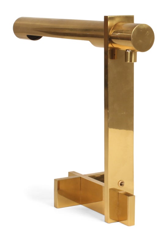 Late 20th Century Polished Brass Cantilevered Desk Lamp by Casella