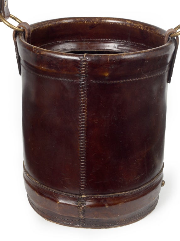 English Handcrafted Strap Handle Leather Bucket In Good Condition In New York, NY