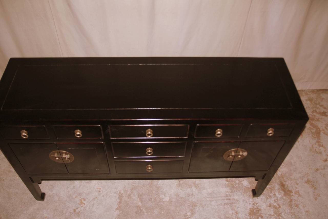 Early 20th Century Fine Black Lacquer Table with Seven Drawers and Two Pairs of Open Doors