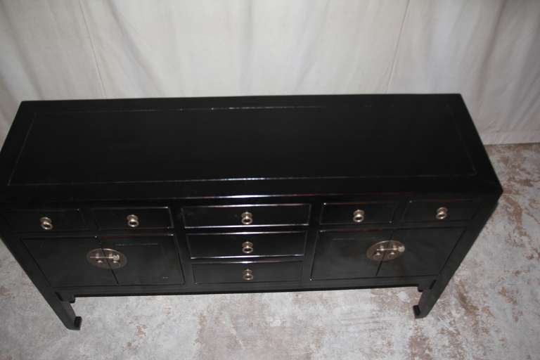 19th Century Fine Black Lacquer Table with Seven Drawers and Two Pairs of Doors