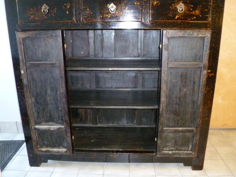 Chinese Fine Black Lacquer Sideboard With Gold Gilt Motif
