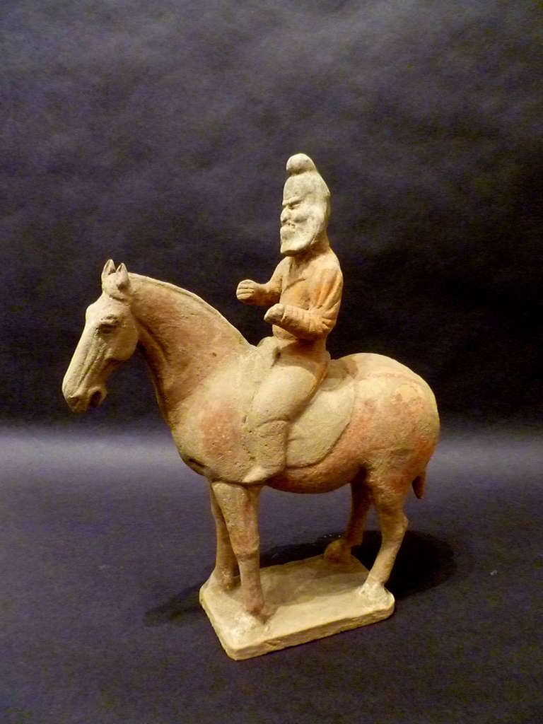 estatua de caballo y jinete