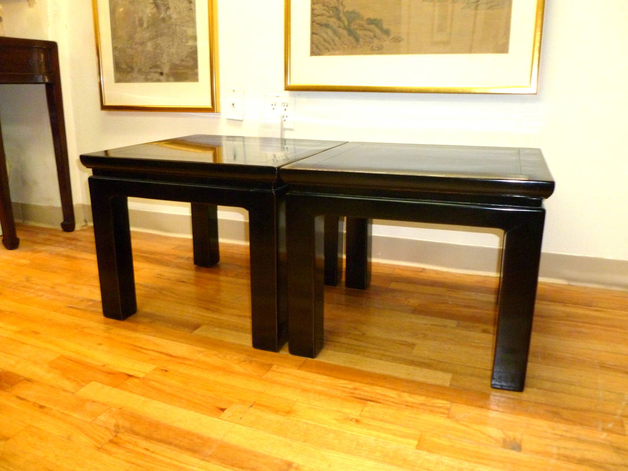 Pair of Black Lacquered Square End Tables In Excellent Condition In Greenwich, CT