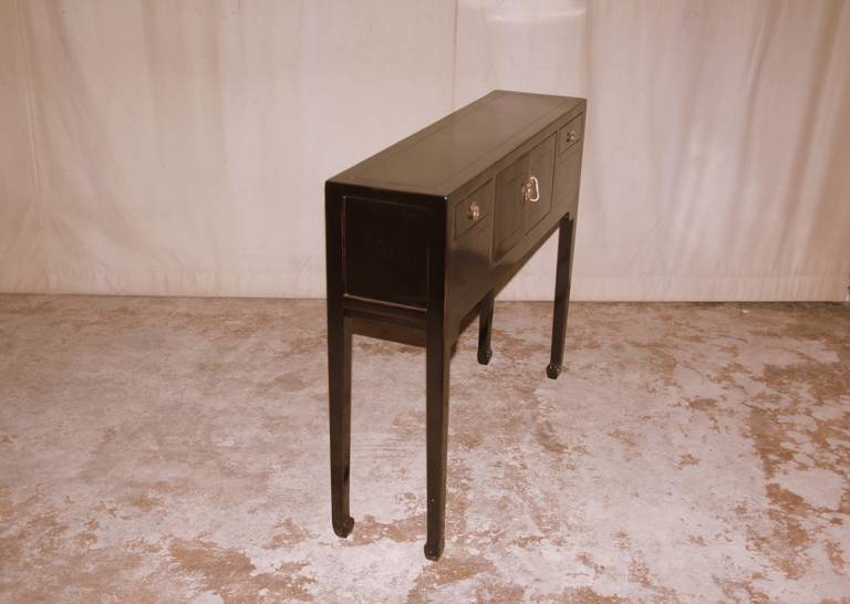 Black Lacquer Table with Drawers In Excellent Condition In Greenwich, CT