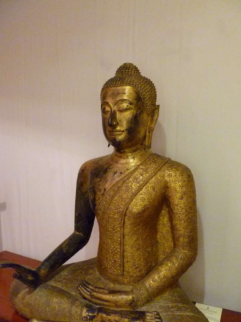 Large Thai Gold Gilt Bronze Statue of a Meditating Buddha 4