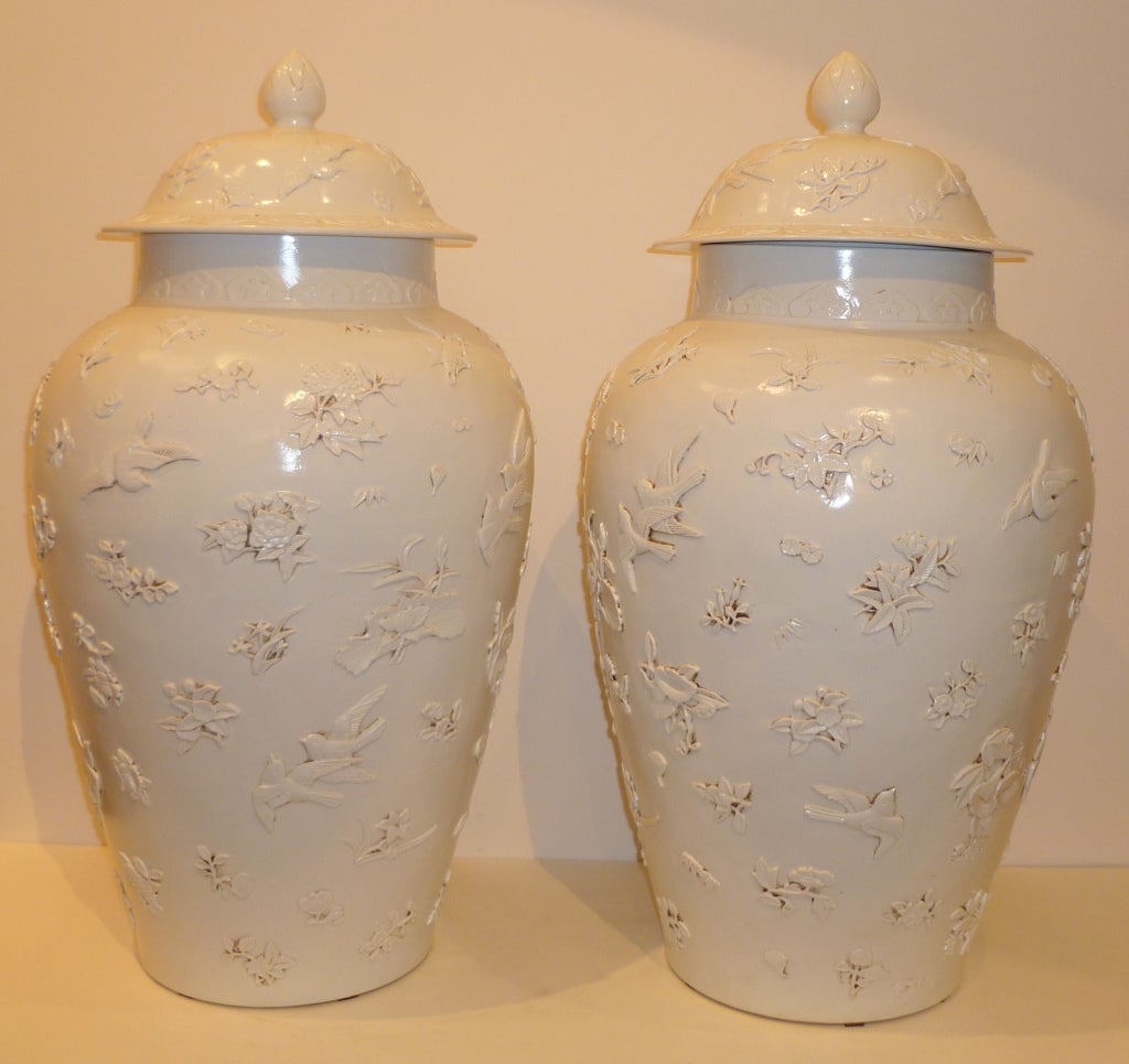 20th Century Pair of Blanc de Chine White Porcelain Cover Jars