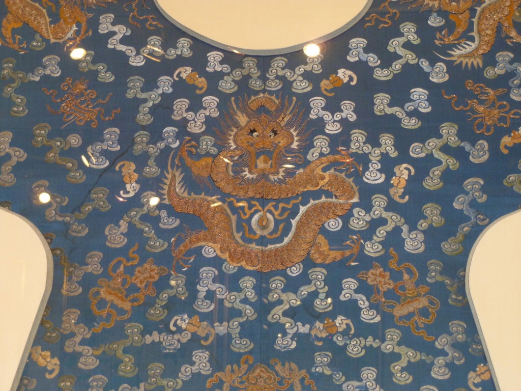 Embroidered Chinese Imperial Nobleman's Dragon Robe In Excellent Condition In Greenwich, CT