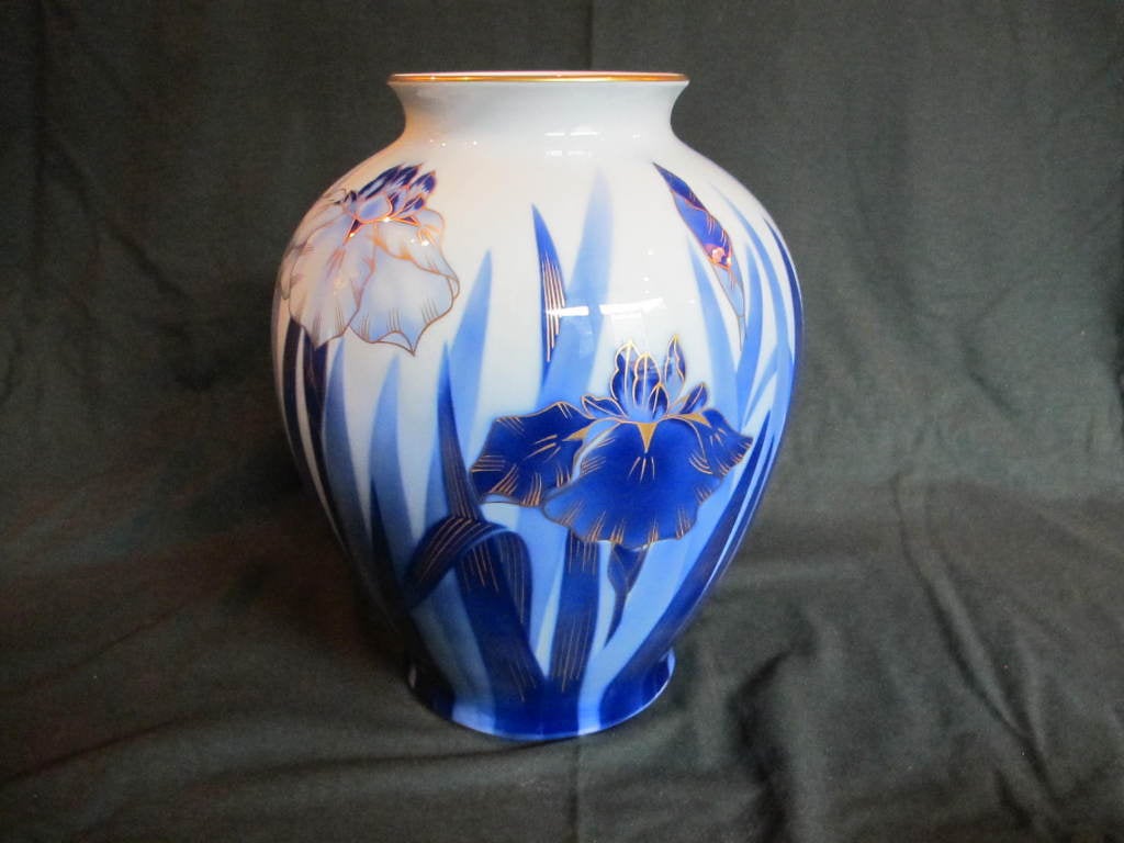 Japanese Fukagawa vase 2