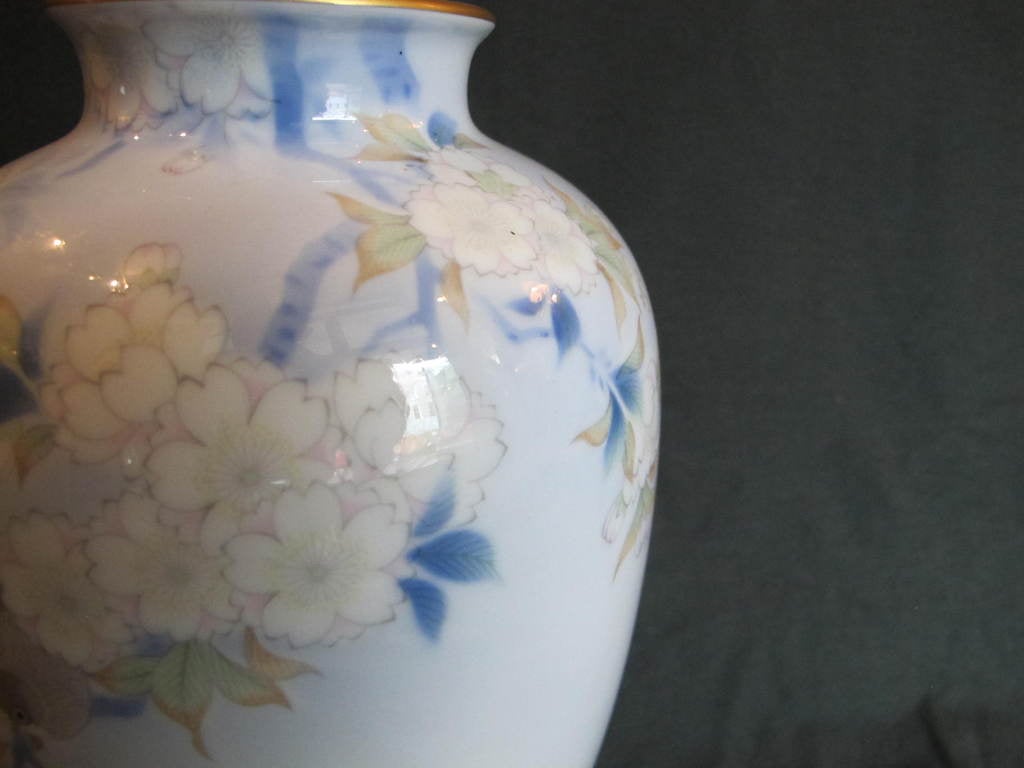 Japanese Fukagawa vase 2