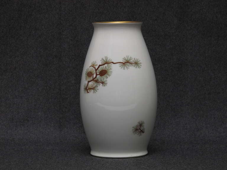 Hand painted vase stamped - Arita