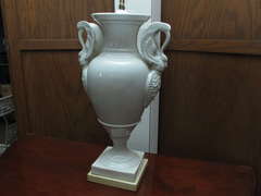 Porcelain lamp