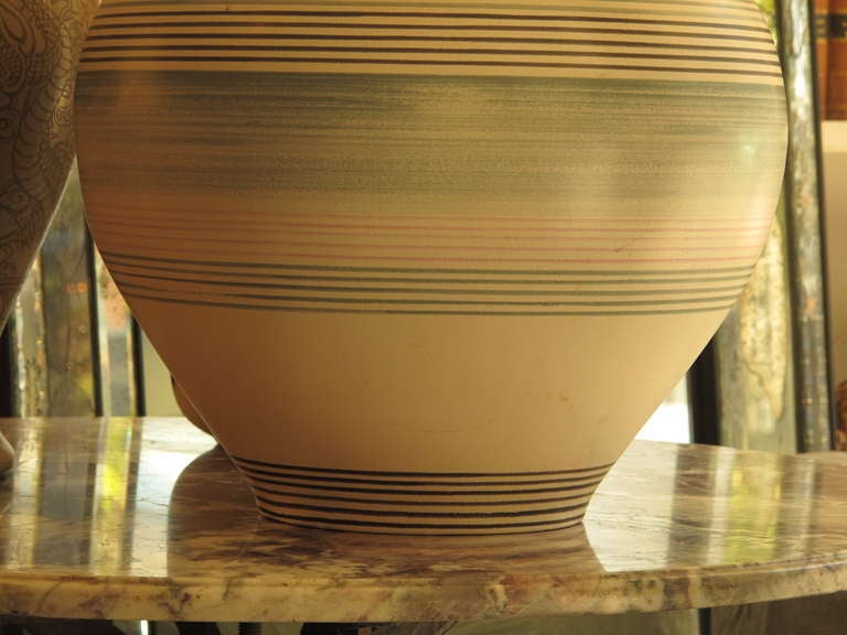 American Royal Haeger pottery vase