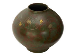 Japanese bronze vase
